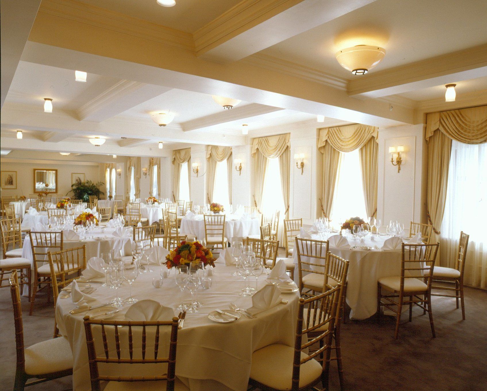 Hotel Plaza Athenee Nova York Exterior foto
